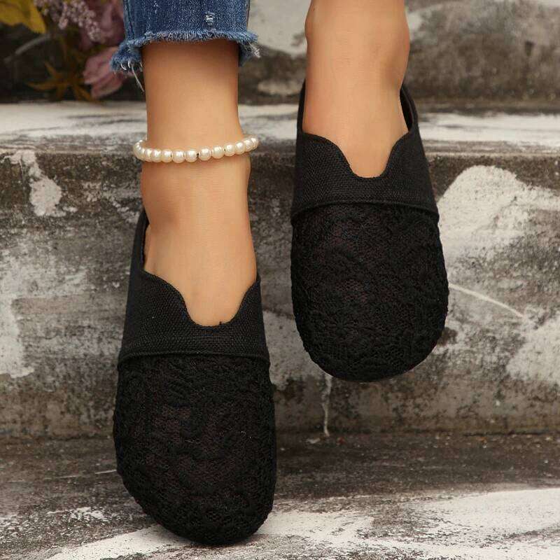 2026 New Fashionable Hot selling Breathable Flat for Women, Elegant and Comfortable Solid Color Casual Women's Shoes