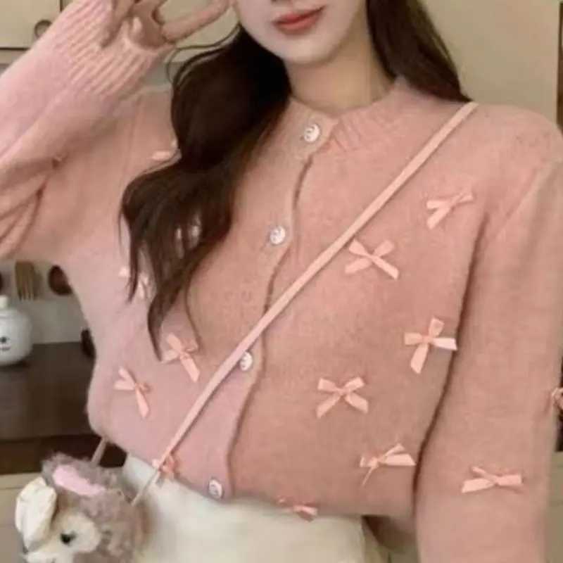 Spring and Autumn Xiaoxiangfeng Butterfly Knot Knitted Sweater Top Design Sense Heavy Industry Short Knitted Sweater Cardigan M260306