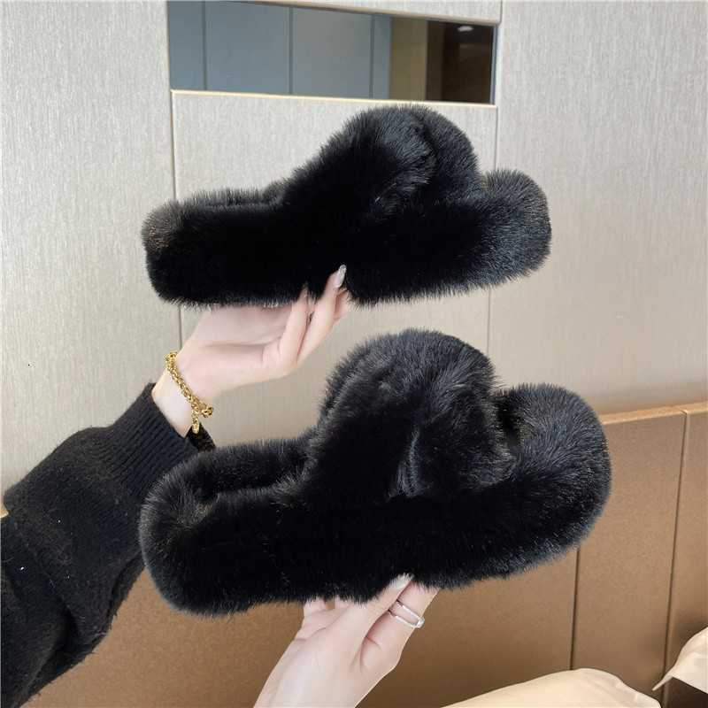 Fluffy Slippers for Women Outdoor Wear Spring and Summer Ins Style Home Cross Thick Sole Height Increasing Petite Autumn and Winter Cotton Slippers S2