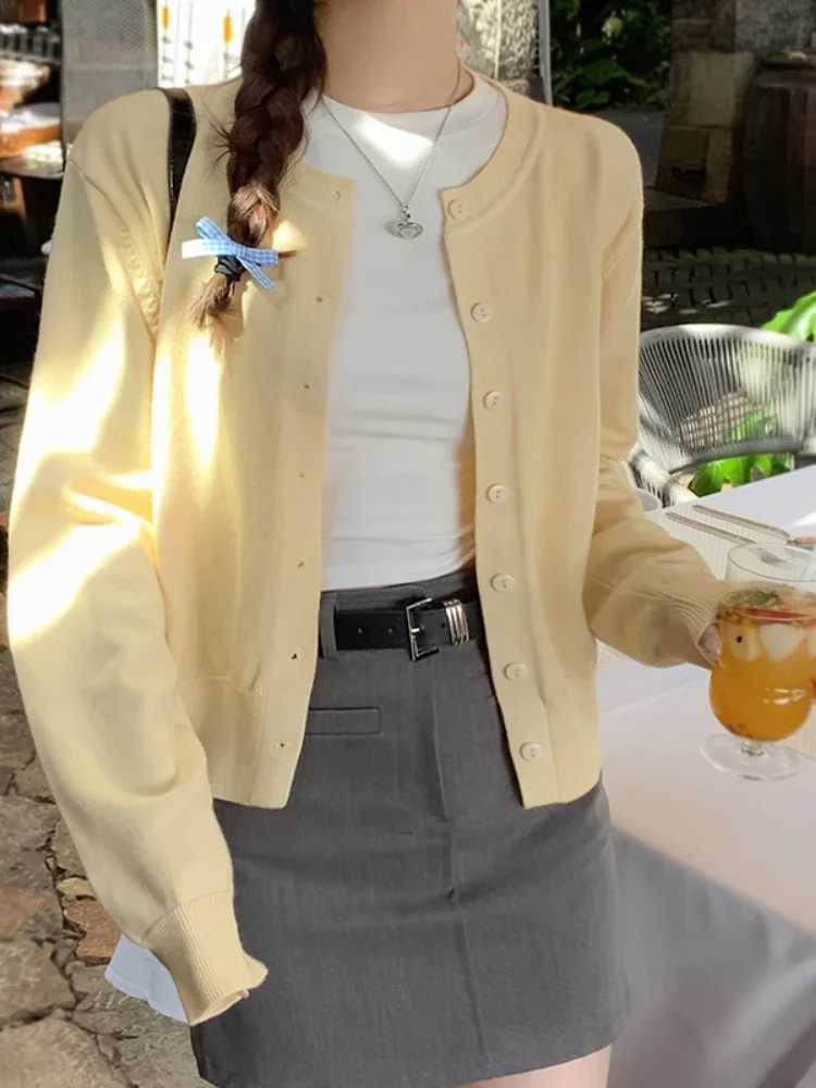 Womens Long Sleeve 2026 Cardigan O Neck Button Down Knit Lady Spring Autumn Knitted Single-breasted Cardigan Sweaters M260306