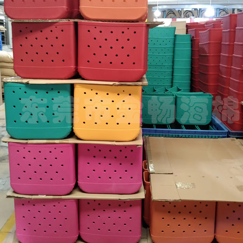 2026 In Stock EVA Beach Bag Hole Bag Large Travel Storage Handbag Luxury Handbag Injection Molded Vegetable Basket Printed EVA Hole Bag