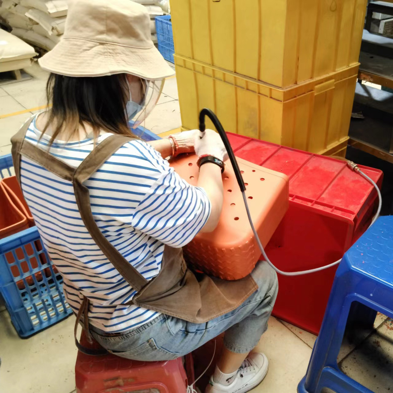 2026 In Stock EVA Beach Bag Hole Bag Large Travel Storage Handbag Luxury Handbag Injection Molded Vegetable Basket Printed EVA Hole Bag