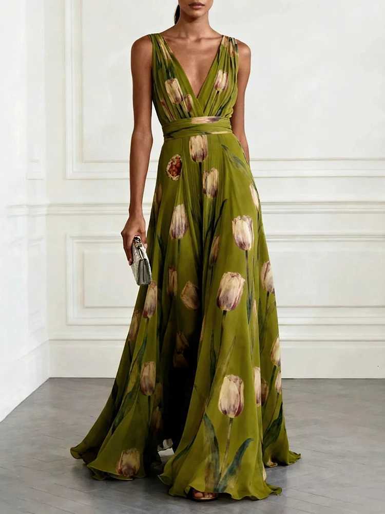 2026 New Elegant High Waist Pleats Robe Dress Summer Flower Print V-neck Holiday Dress Sexy Sleeveless Chiffon Women Party Dress X260306