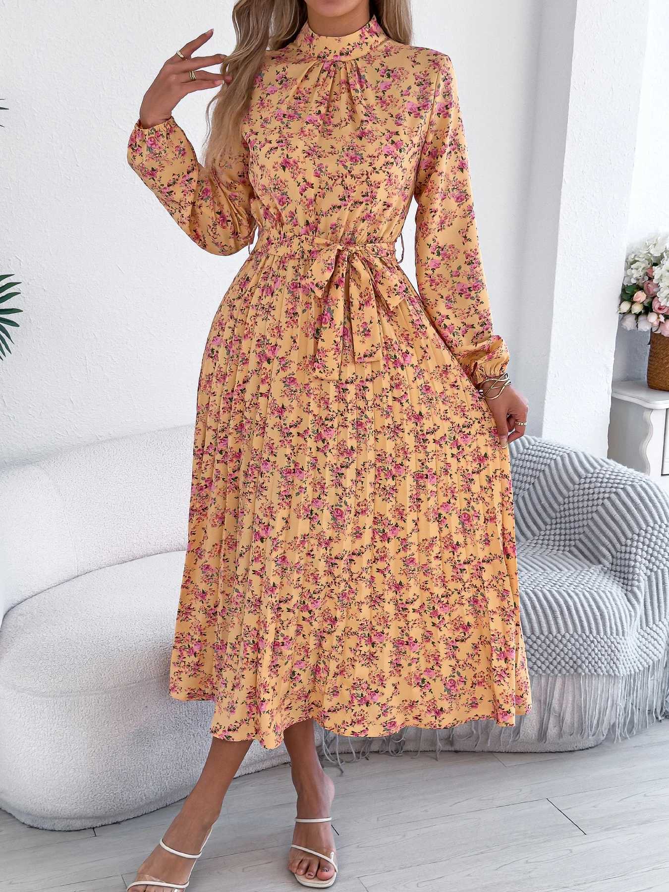 Floral Stand Up Collar Bridesmaid Dress 2026 Spring Summer Elegant Long Sleeve Waist Cinched Pleated Dresses Valentines Day X260306