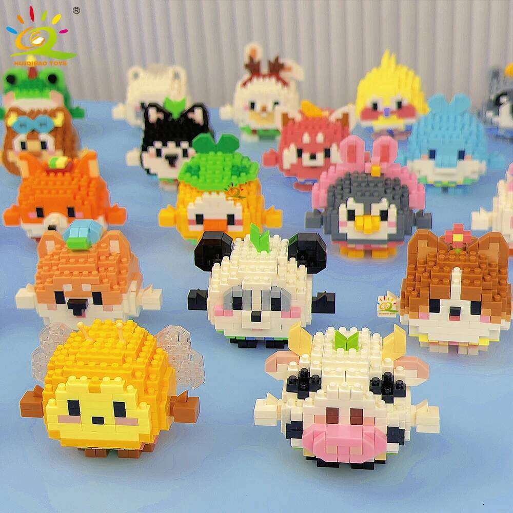 HUIQIBAO Mini Cute animal Micro Building Blocks 3D Diamond BEE Cat Panda Model Bricks DIY City Construction Toys for Children Z260306