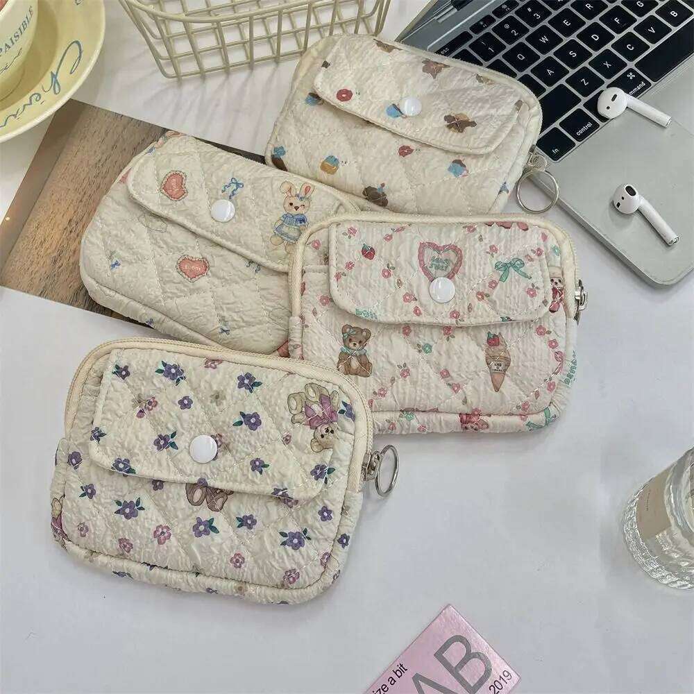 New Portable Cartoon Floral Multifunctional Key Coin Purse Bags Quilted ID Holder Card Hold C260304