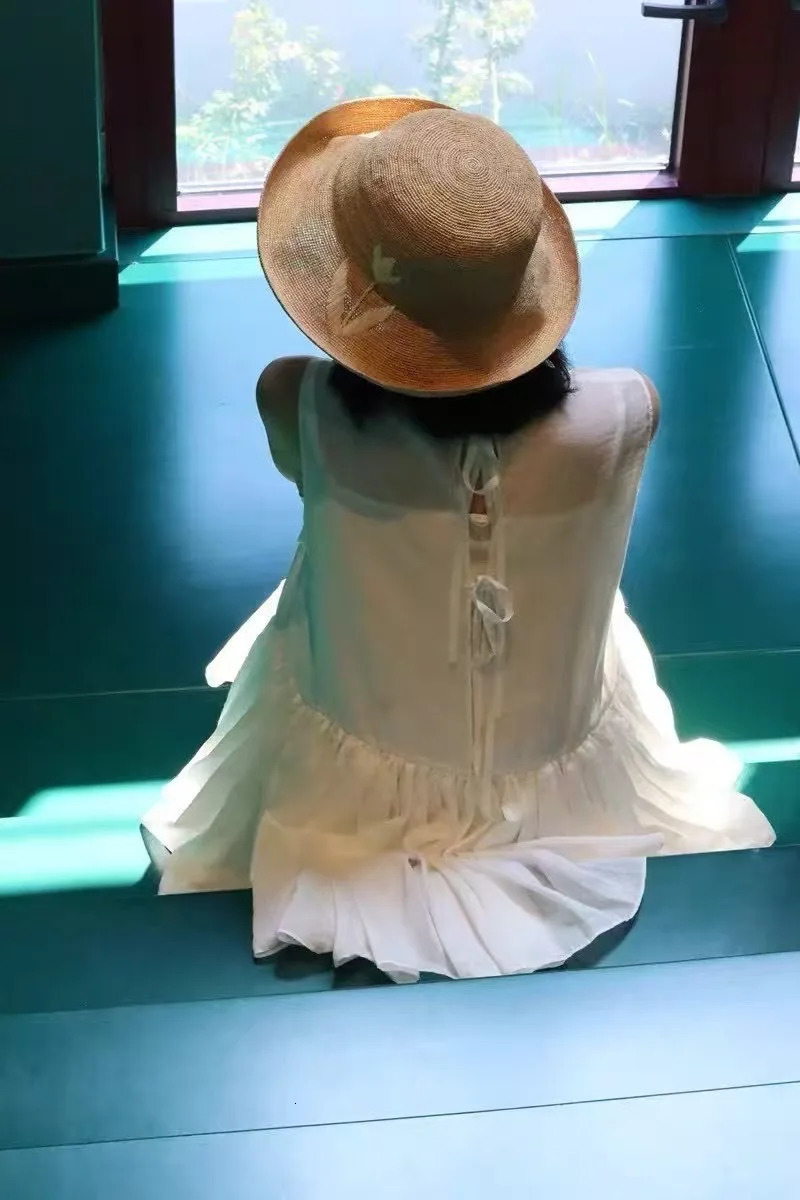 Natural Raffia Hand-woven Sun Hat for Women Summer Sun Protection UV Wide Brim Beach Straw Hat Korean Block Hat 260228