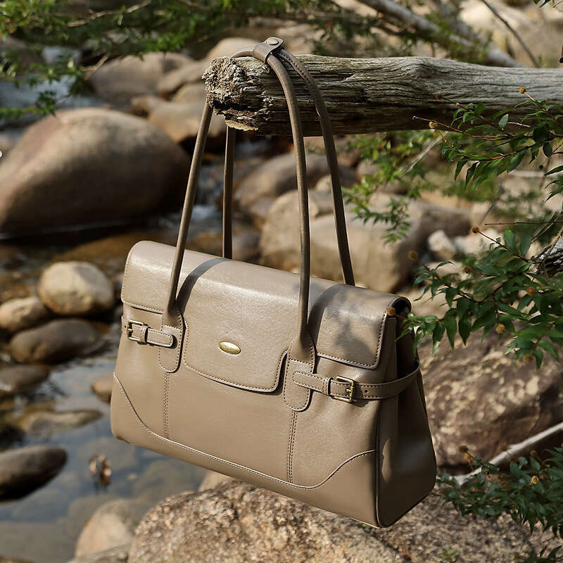 Luxury Shoulder Bags Totes Hobo Minimalist Top Layer Cowhide Genuine Leather Large Capacity Commuter Vintage Handbag Fashion Single Underarm Tote Bag 