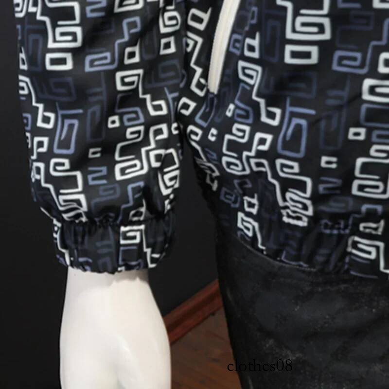 New Arrival Spring Autumn Hooded Men's Jackets Luxury Geometry Allover Printed Zipper Sport Casual Male Coats Plus Size 5XL