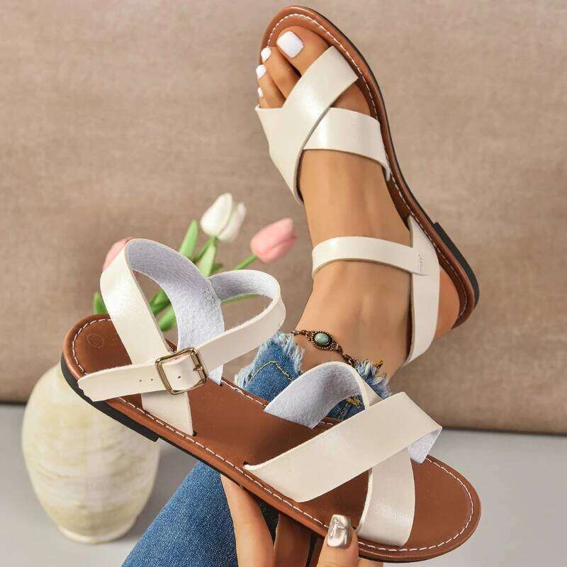 2026 Summer Open-toed Shallow Round Toe Retro Classic Shoes Women Sexy Beach Fashion Flat Sandals