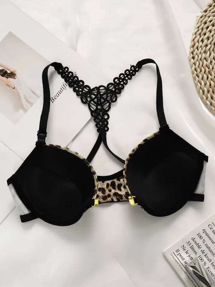 Ladies' New Leopard Print Sexy And Comfortable Front Bbutton Beautiful Back Lace Triangle Underwear Set A3159