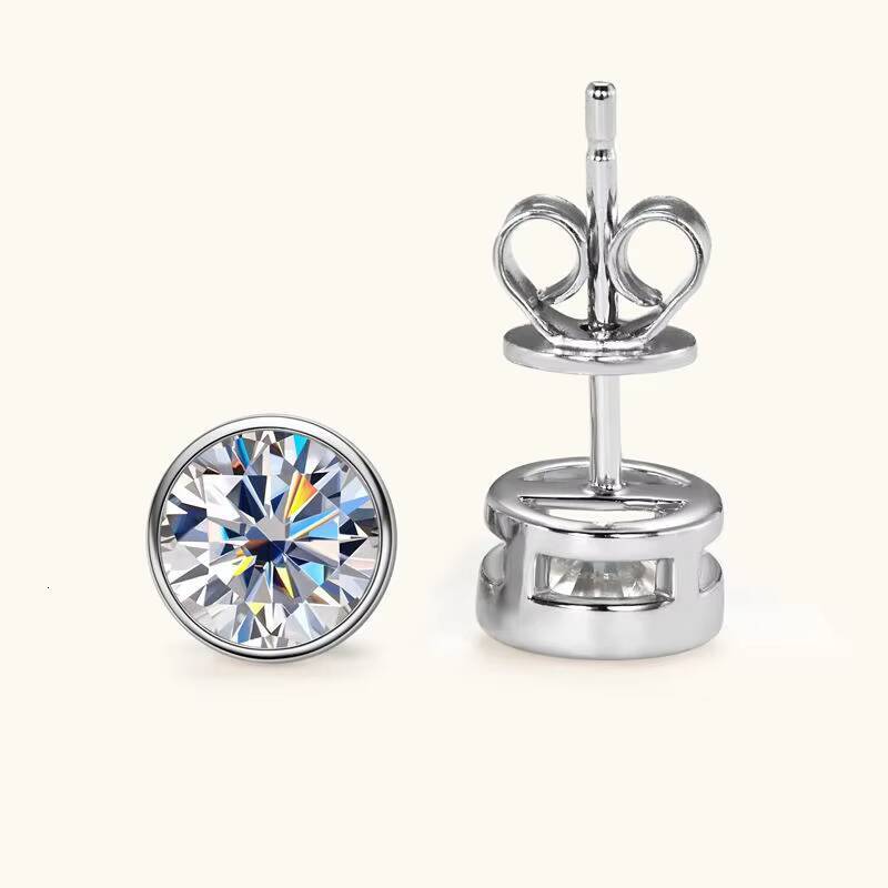 Wholesale 925 Sterling Silver 5mm 05ct D Color Round Cut Moissanite Stud Earrings Unique Trendy for Women and Men