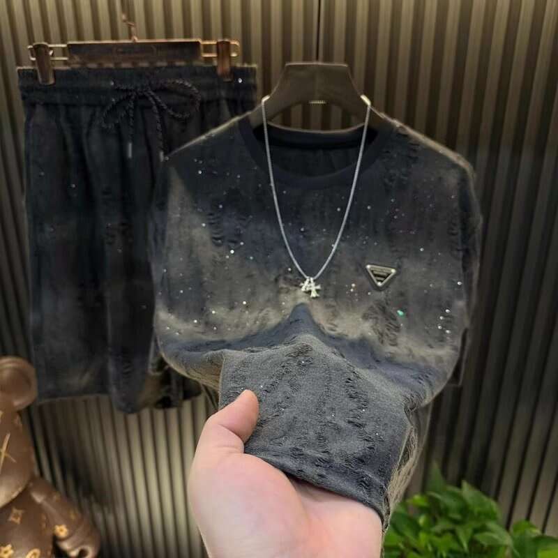 Designer Round Neck Top New Summer Short Sleeve Trendy Versatile Distressed T-Shirt Men's Half-Sleeve T-Shirt Luanyun