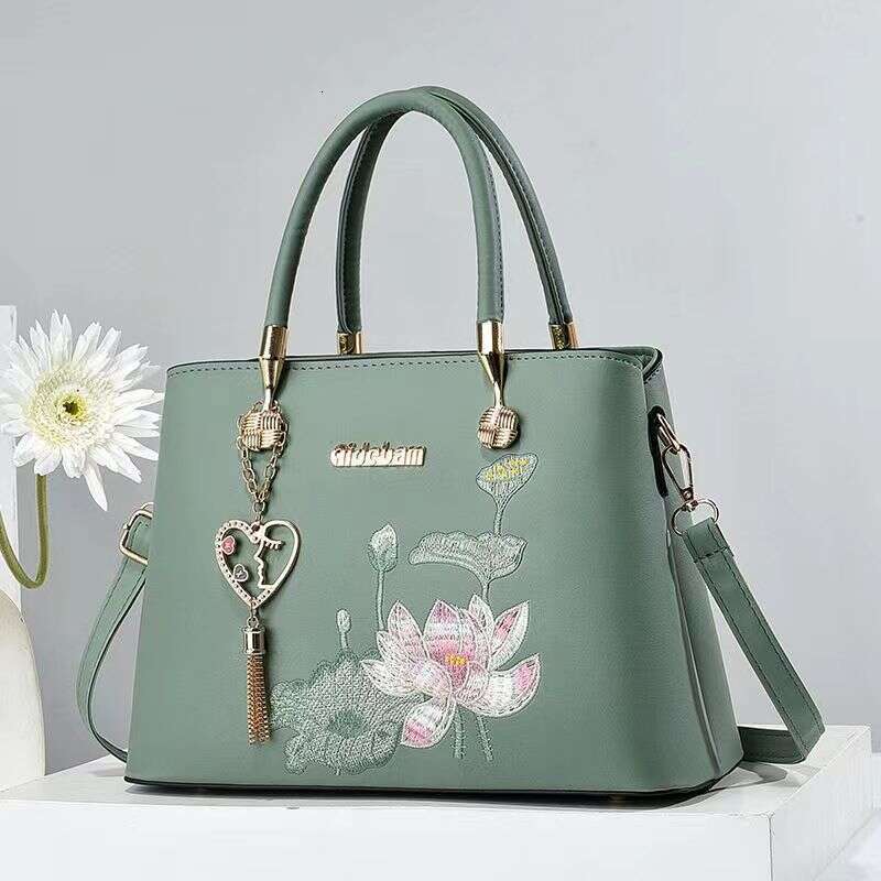 Tote Elegant And Dignified New Chinese National Style Lotus Handbag Quality Shoulder Crossbody Bag Wholesale Bags
