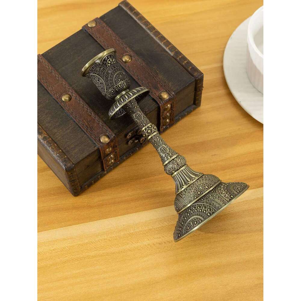 European peacock pattern zinc alloy candlelight dinner decoration single-head candlestick romantic retro dinin XJ260305