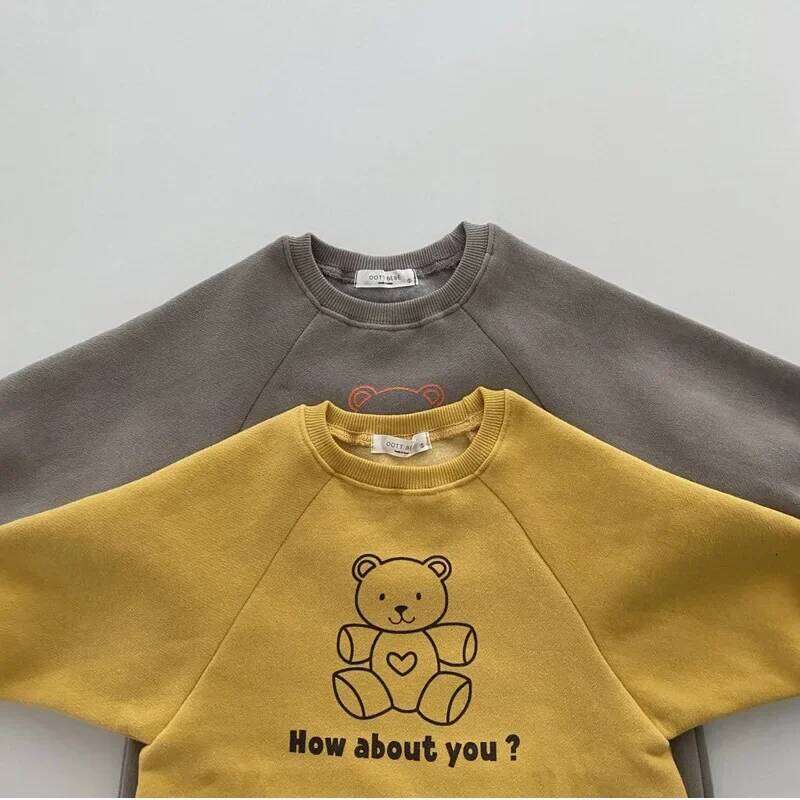 New Autumn Baby Boy Romper Yellow Light Coffee Long Sleeves Round Collar Cartoon Bear Jumpsuit Playsuit Newborn Clothes E3841 Z260306