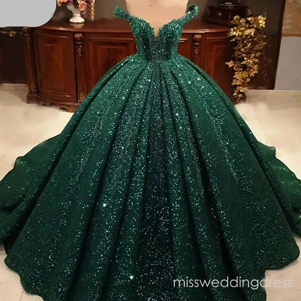 Arabic Muslim Green Sequins Beading evening Dress v neck Off Shoulder Lace Evening Party Gowns Sweep Train robes de soiree