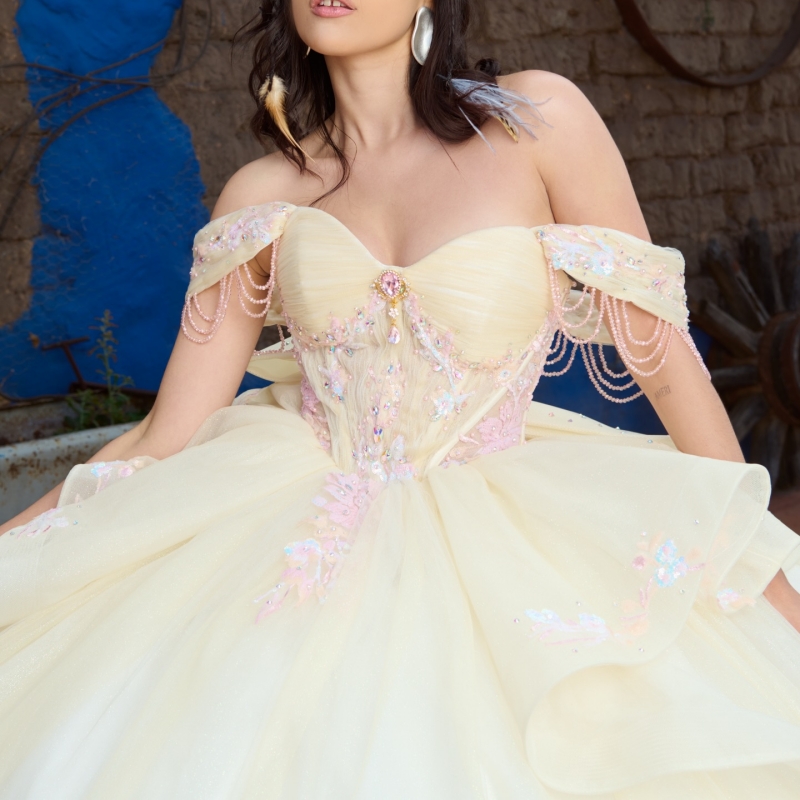 Light Champagne Quinceanera Dresses Ball Gown Off The Shoulder Sequin Applique Lace Beading Crystal Bow Corset Party Birthday Sweet 16 Dress Vestidos 