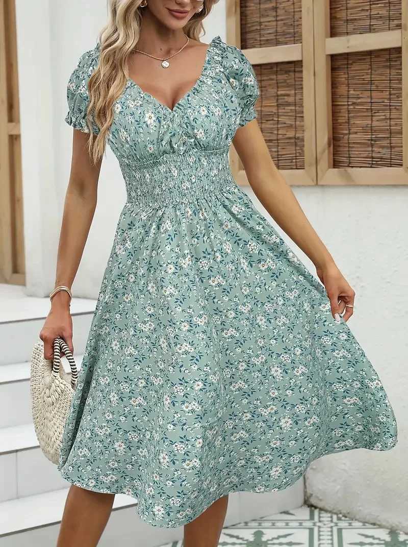 2025 Summer New Vintage Floral Bubble Sleeve French Dress X260306