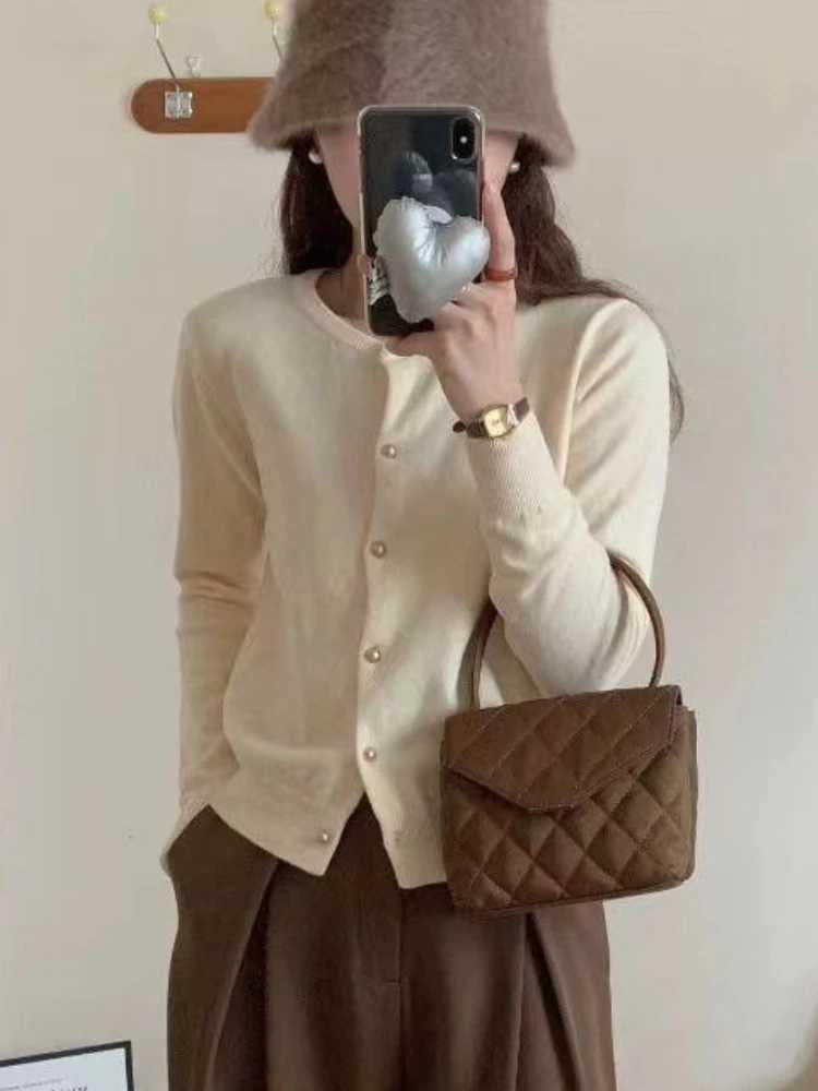 AOSSVIAO 2025 Autumn Winter Knitted Cardigan O-Neck Loose Solid Color Long Sleeve Sweater Korean Single Breasted Versatile Tops M260306