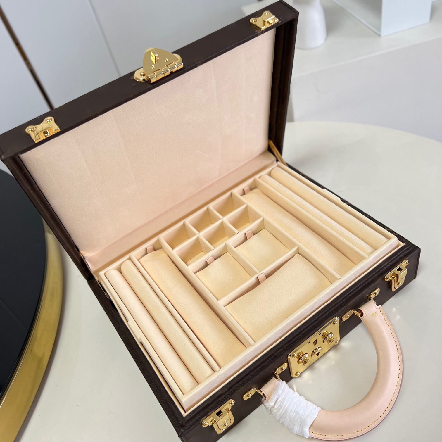 Ladies Fashion Casual Designe Luxury Bag BOITE BIJOUX Jewelry Box Storage Box Cosmetic Case Toiletry Bag TOP Mirror Quality M20076 M20291 Pouch Purse