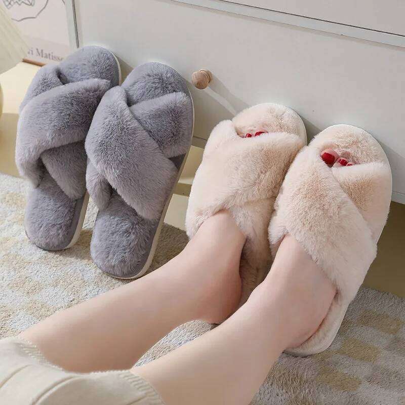 Litfun Winter Fuzzy Women's Non-slip Soft Sole Home Cozy Plush Lining Slides Flat Slip On Warm Outdoor Slippers
