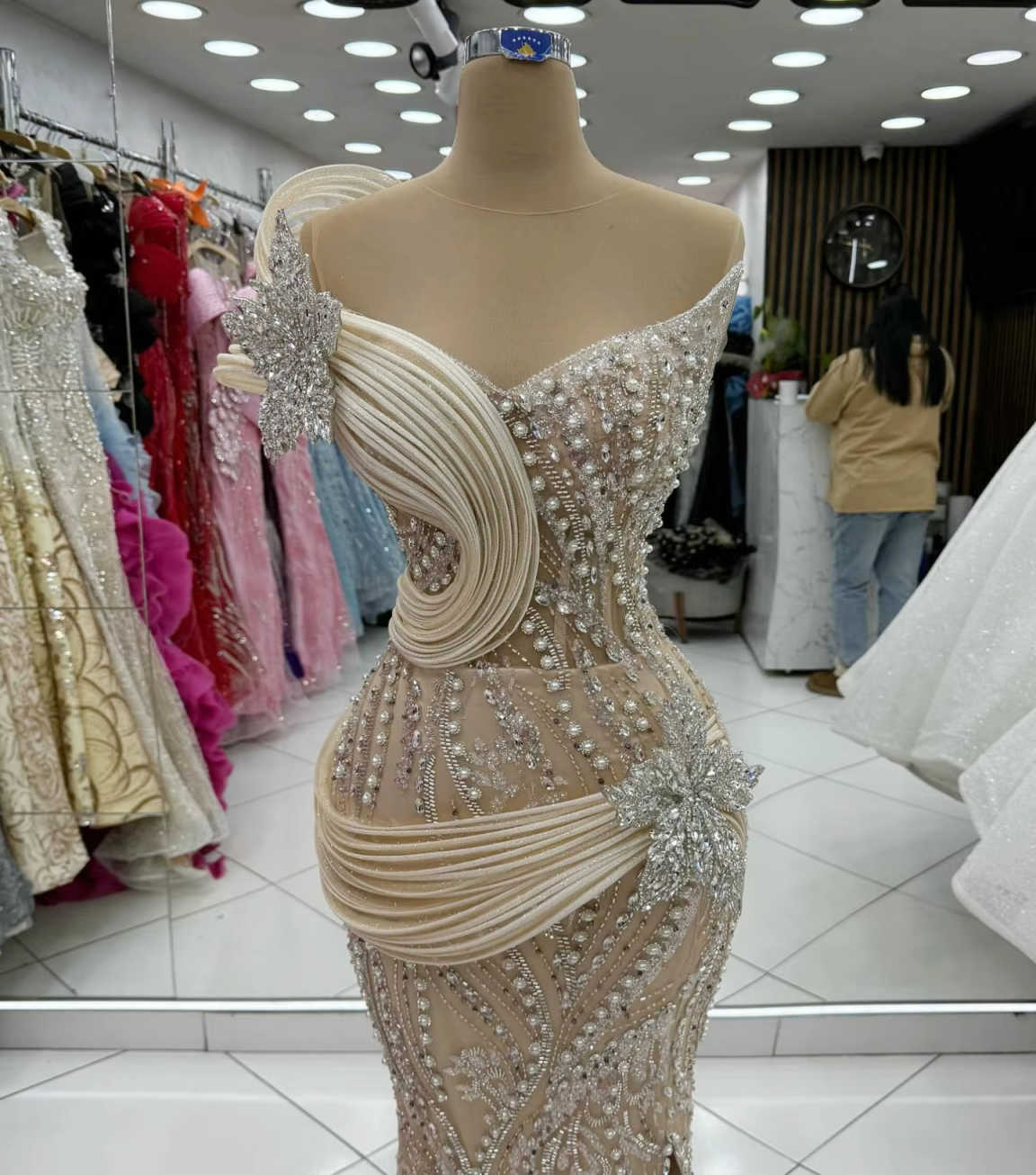 New Mermaid Evening Dresses One-Shoulder Sleeveless Crystals Pearls Prom Party Dresses With Side Slit Customized