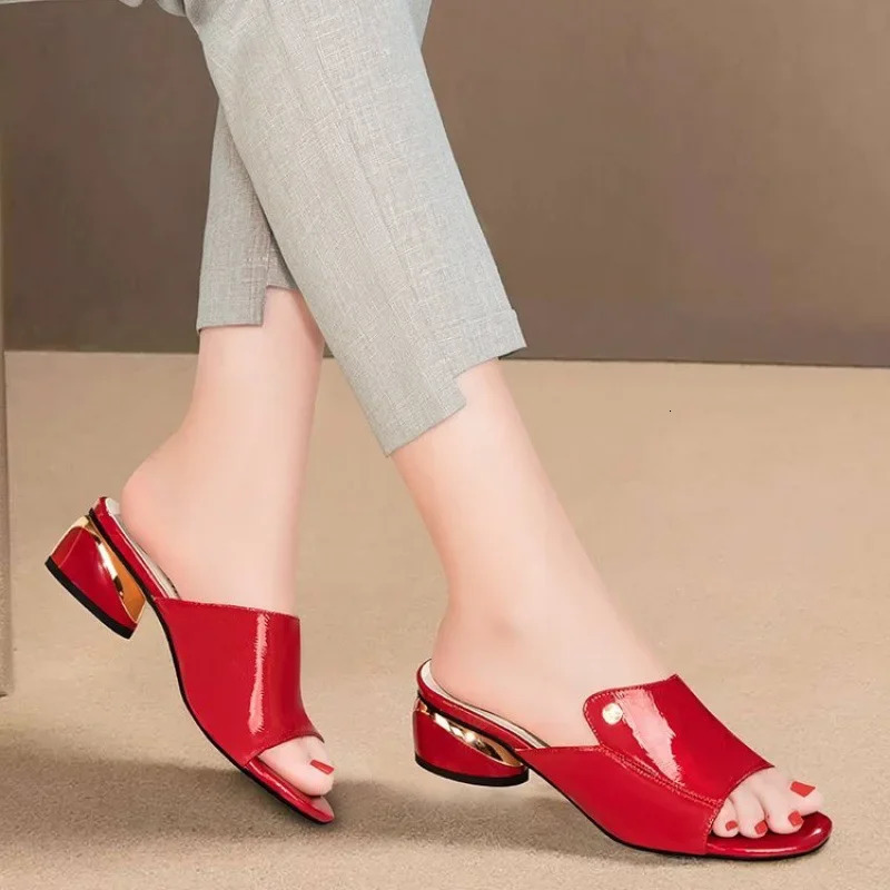 Womens Shoes Fashion Red Sexy Womens Slippers PU Soft Leather Ladies Comfortable Sandals Suitable for Girls Pantuflas Mujer 260305