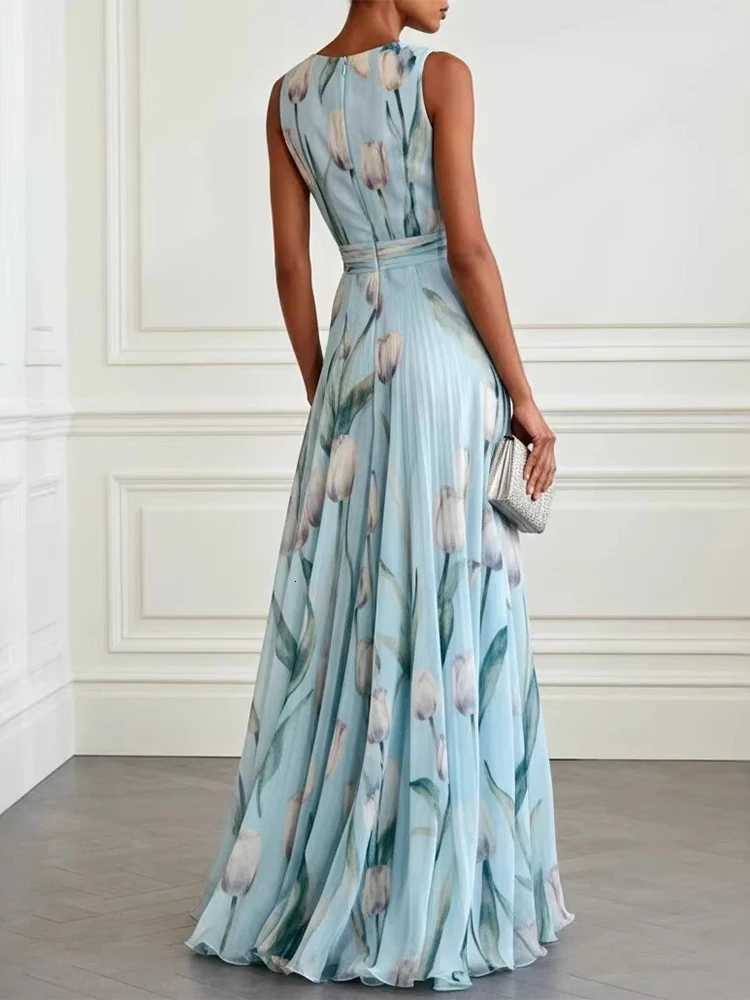 2026 New Elegant High Waist Pleats Robe Dress Summer Flower Print V-neck Holiday Dress Sexy Sleeveless Chiffon Women Party Dress X260306