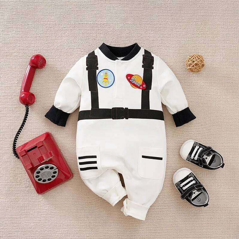 Long Sleeve Newborn Toddler Spring Autumn Astronaut Boys Cartoon Printed Clothes 0-18 months Romper Cotton Baby Jumpsuit Z260306