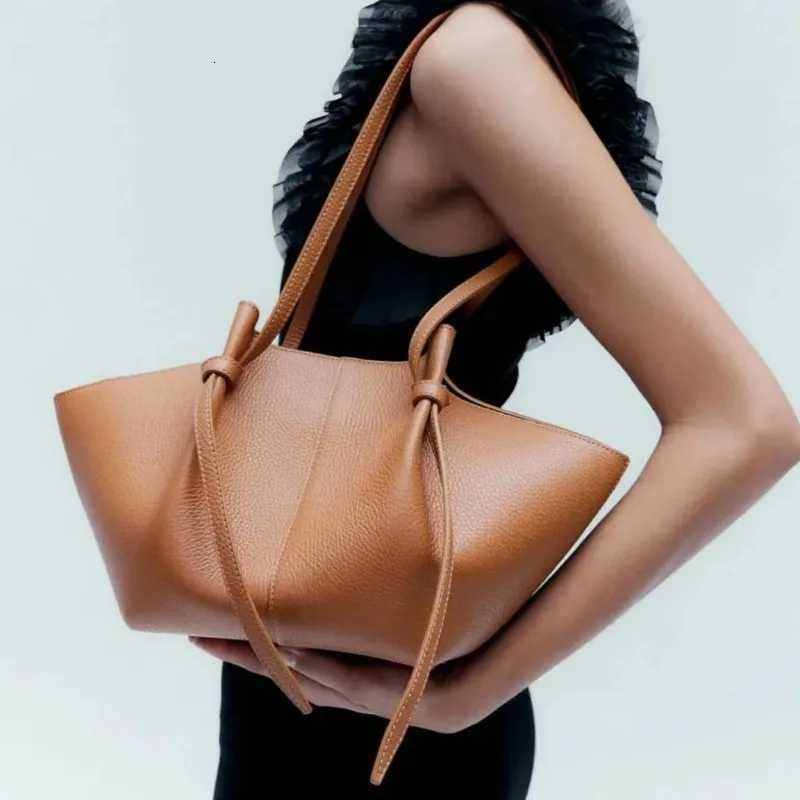 New leather shoulder bag large capacity commuter womens bag high-quality handbag fashionable casual tote bag H260306