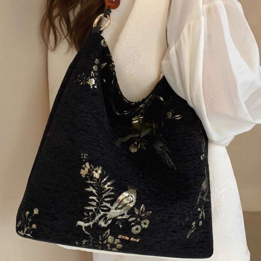 Tote Chinese Style Embroidered Commuter Shoulder Bag Model Large Capacity New Chinese Style Crossbody Artistic And Vintage