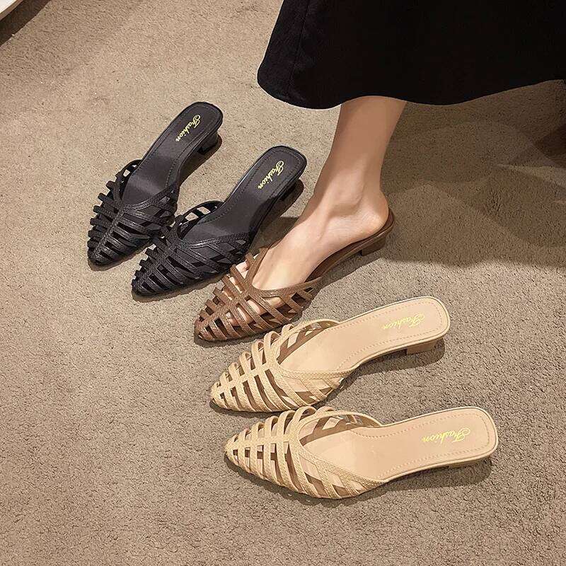 Low Roman Sle Sandals Women's Outdoor Slippers Artistic Vintage Pointed Toe Flat Heel PVC Material Summer New Arrival