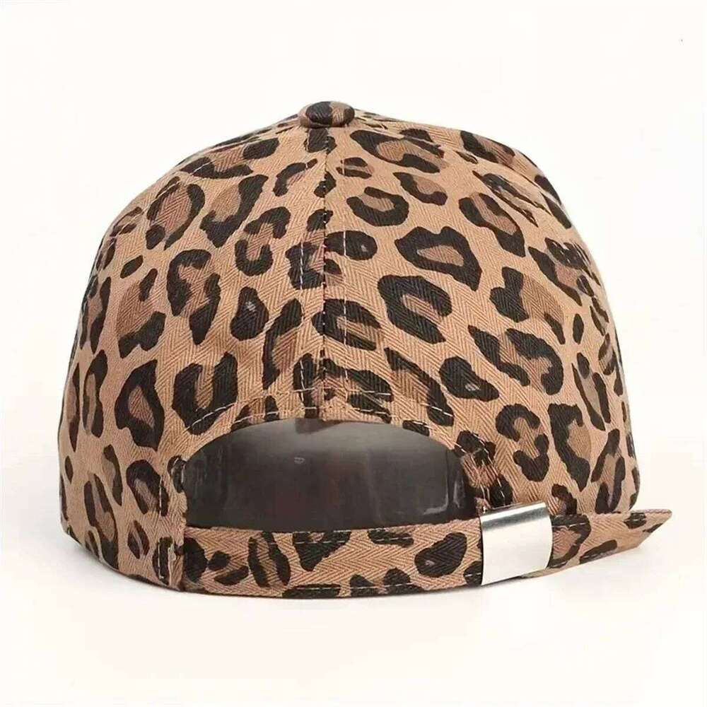 Trendy Unisex Leopard Print Baseball Cap, Stylish Round Top Hat for Outdoor Sun Protection Casual Lovers Ins Duckbill Cap Y260304