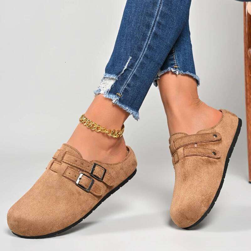 2026 New Women's Classic Retro Anti slip Outdoor Baotou Casual with Double Buckle Fashion Design Flat Shoes