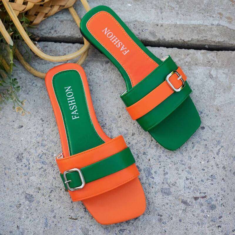 2026 New Women's Hot Selling Trendy Sandals Outdoor Casual Wear resistant Lightweight Flat Shoes
