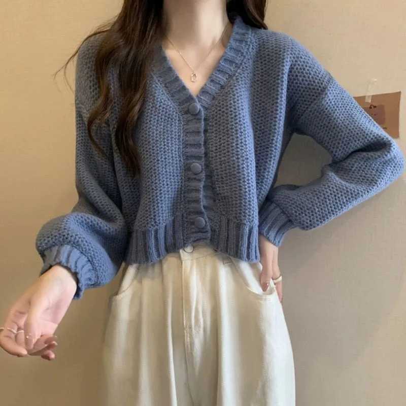 Solid Cropped Knitted Cardigan for Woman 2025 Comfortable Soft Single-Breasted Sweater Jacket Korean V-Neck Long Sleeve Knitwear M260306