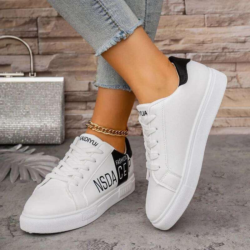 2025 New High Quality Women Sneakers Leather Outdoor Casual Lace-up Hot Sale Mens Vulcanized Trendy Men Shoes