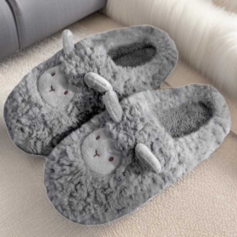 Cartoon cotton slippers for women indoor warm home use non-slip cute plush slippers S260305