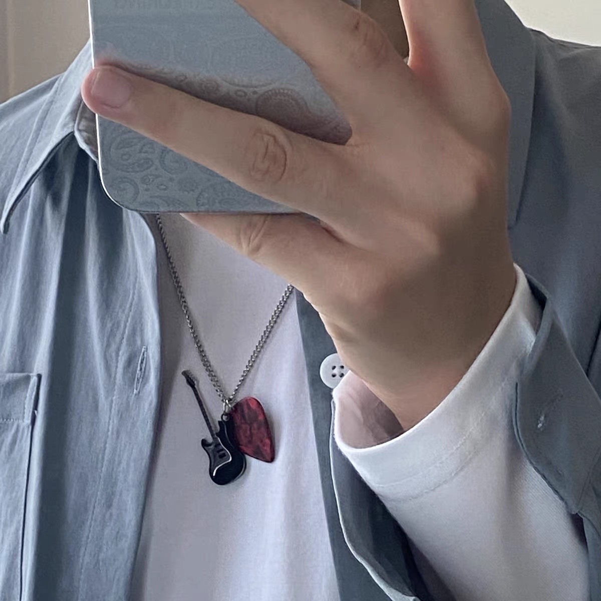 Necklace Punk Rock Guitar Pick Necklace Men Trendy Niche Design Personality Disco Hip-Hop Couple Pendant Accessories Necklace