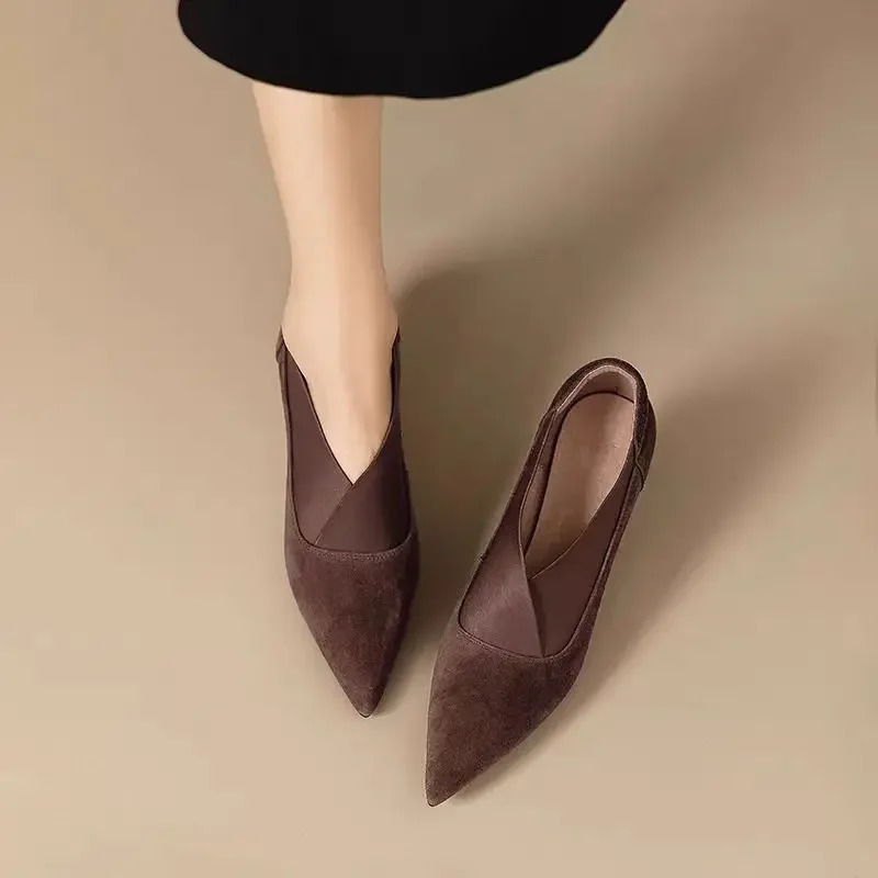 French Retro Pointed Thin Heeled Short Boots with Kitten Heels Ankle Boots Combined with Elastic Deep Cut High Heels for Women 260303