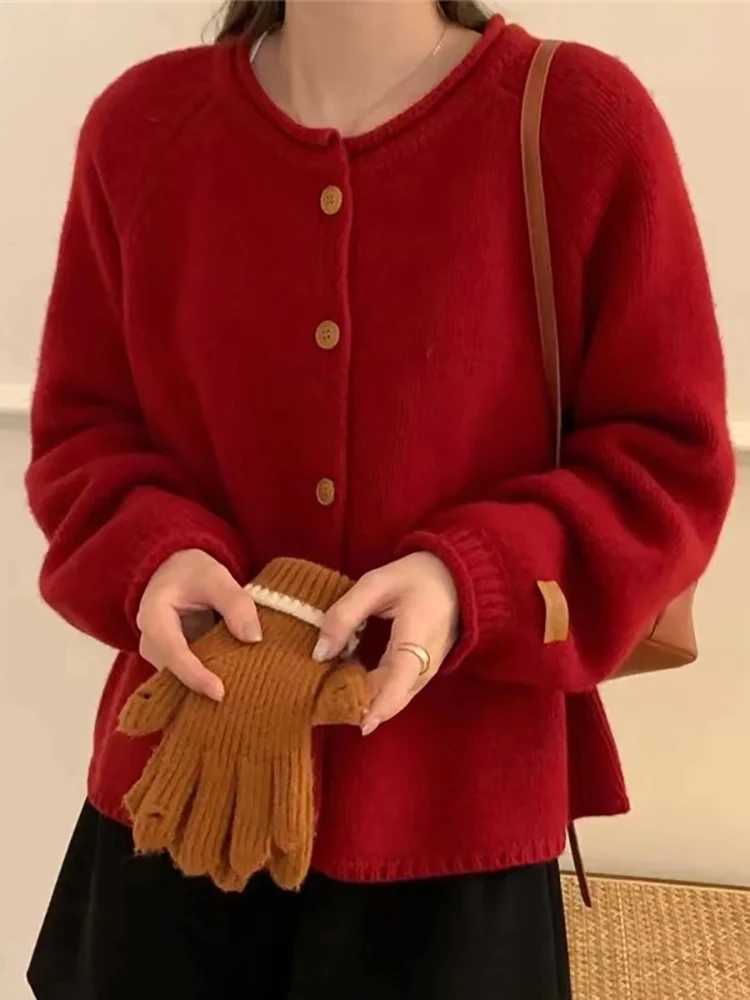 AOSSVIAO 2025 Autumn Warm Single Breasted Knitted Sweater Women Fashion Casual Jacquard Crochet Pink Cardigan Tops Y2k M260306