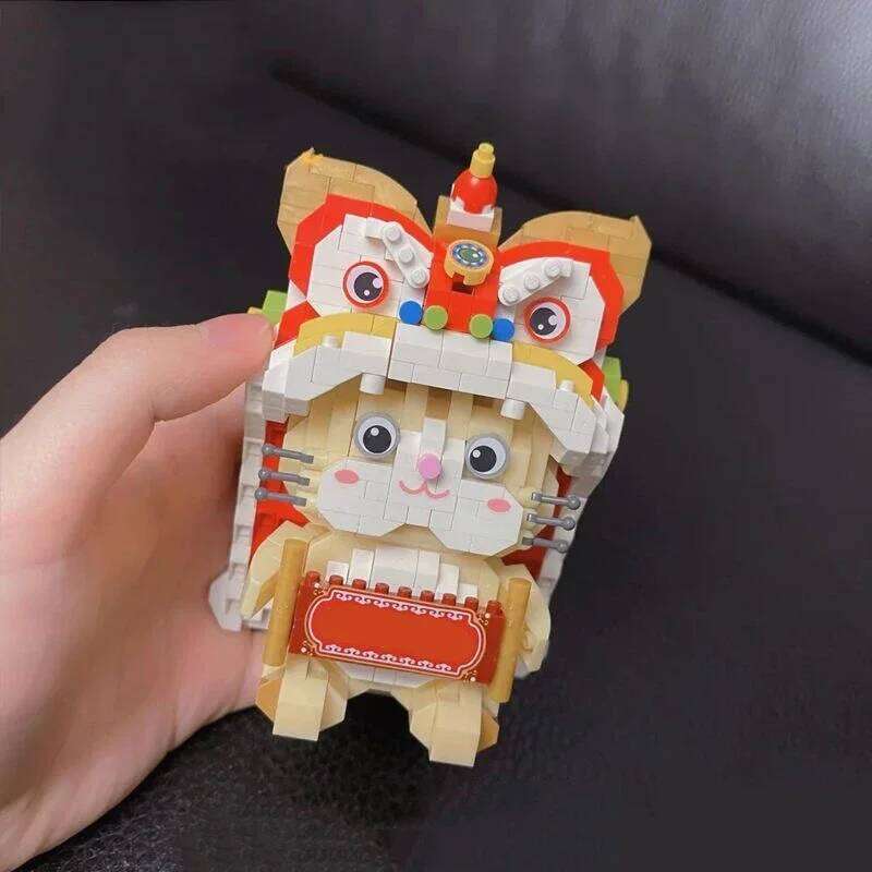 Mini Building Blocks New Year's Beast Lion Cat Animal Model Assembly Ornaments Toys Gifts for Adults and Children Z260306