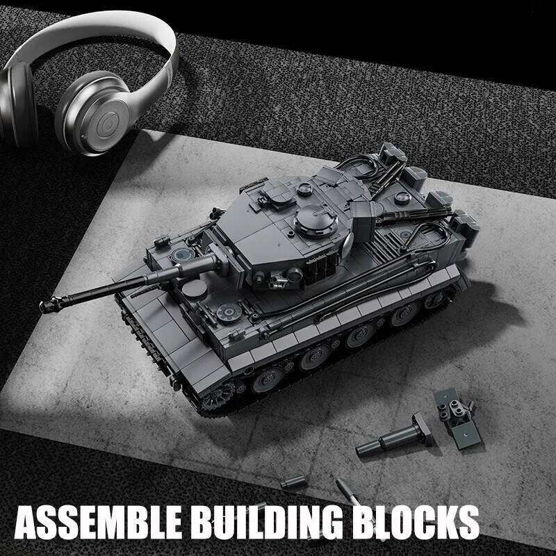 WW2 Military 1/28 Scale Franz Staudegger Heavy Tank Building Blocks Set War World 2 Tiger Tanks Model Toys For Boys Gifts Z260306