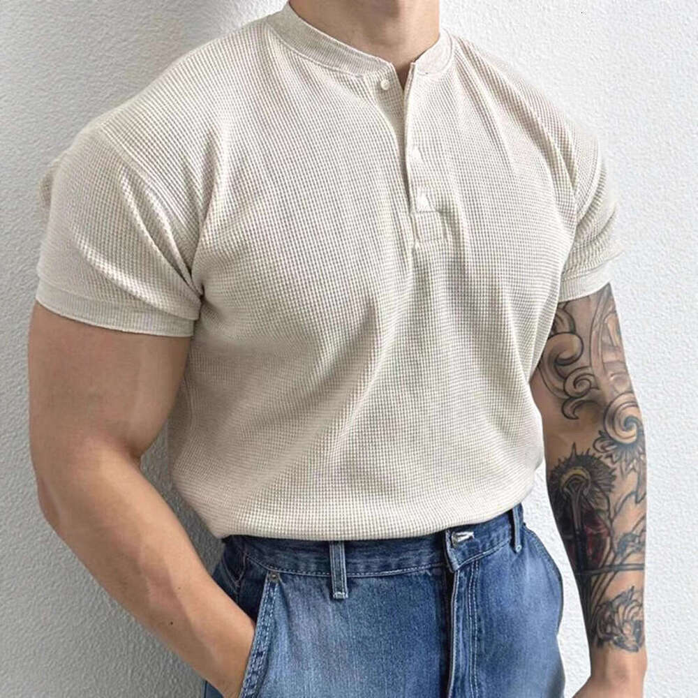 Waffle knit henley for muscular men, slim-fit short-sleeve textured workwear t-shirt, tight-sleeve half-button polo shirt