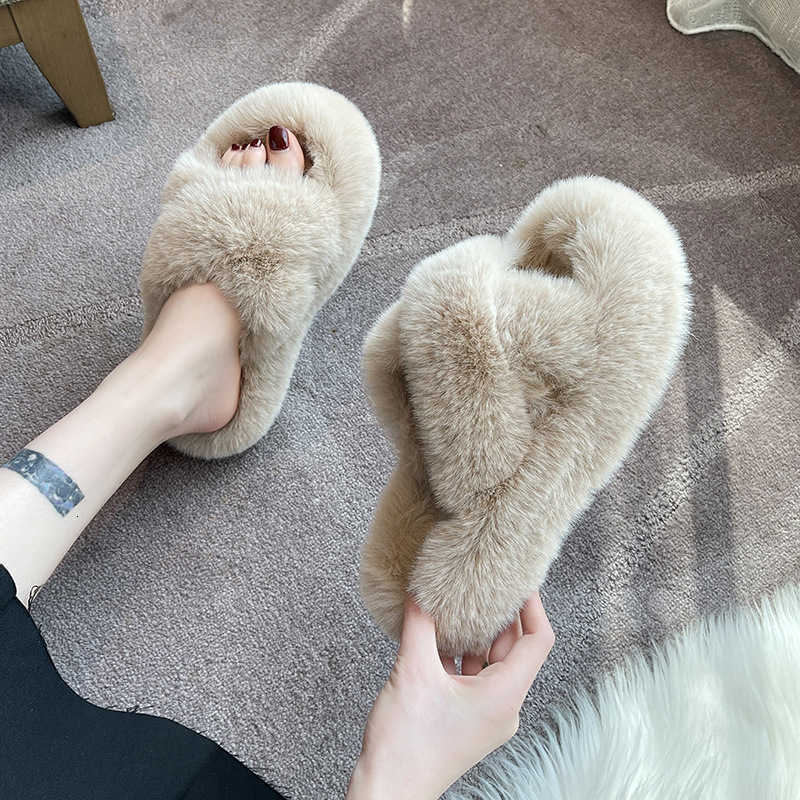 Fluffy Slippers for Women Outdoor Wear Spring and Summer Ins Style Home Cross Thick Sole Height Increasing Petite Autumn and Winter Cotton Slippers S2