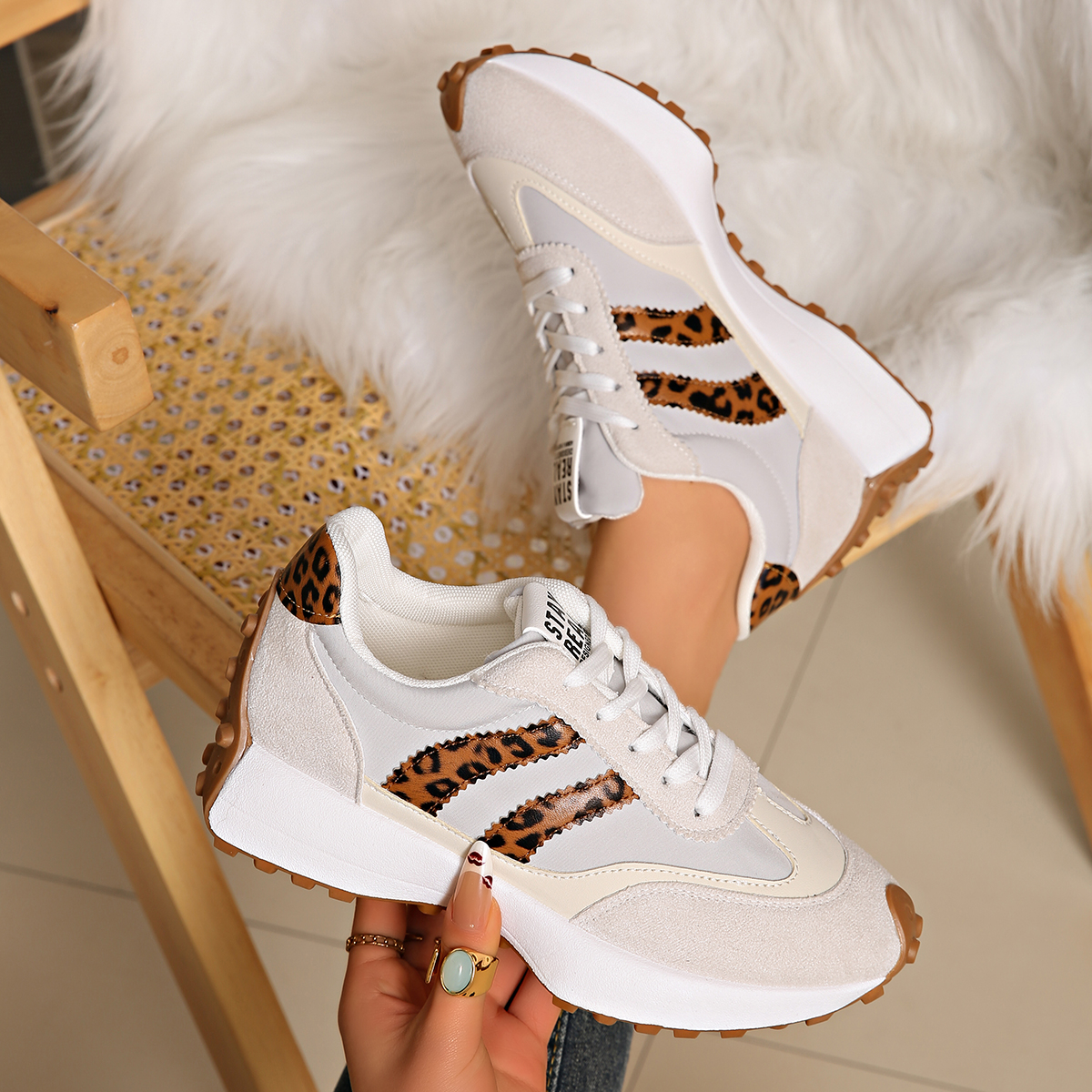 New 2026 Women Sneakers Thick Bottom Casual Fashion Sneakers Women Lightweight Soft Bottom Sport Shoes Women Summer Mesh Shoes Ladies Patchwork Runnin