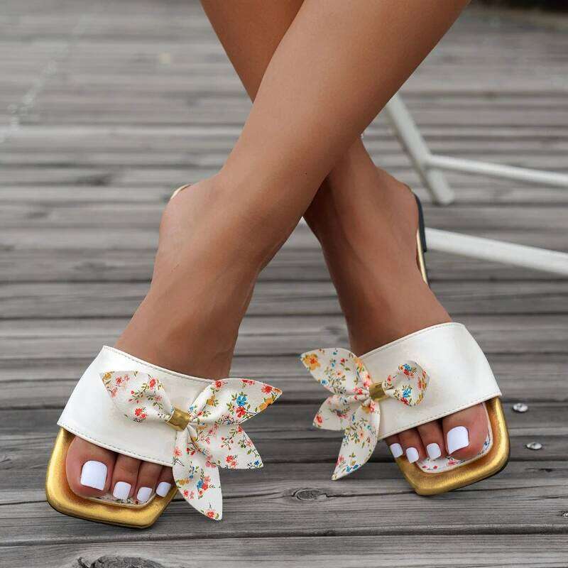 2026 new women's fashionable bow design casual hot selling small floral fresh trendy flat sandals