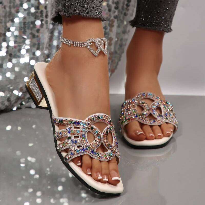 2026 Summer New Women's Fashion Hollow Design Outdoor Minimalist Open toed High Heel Sandals