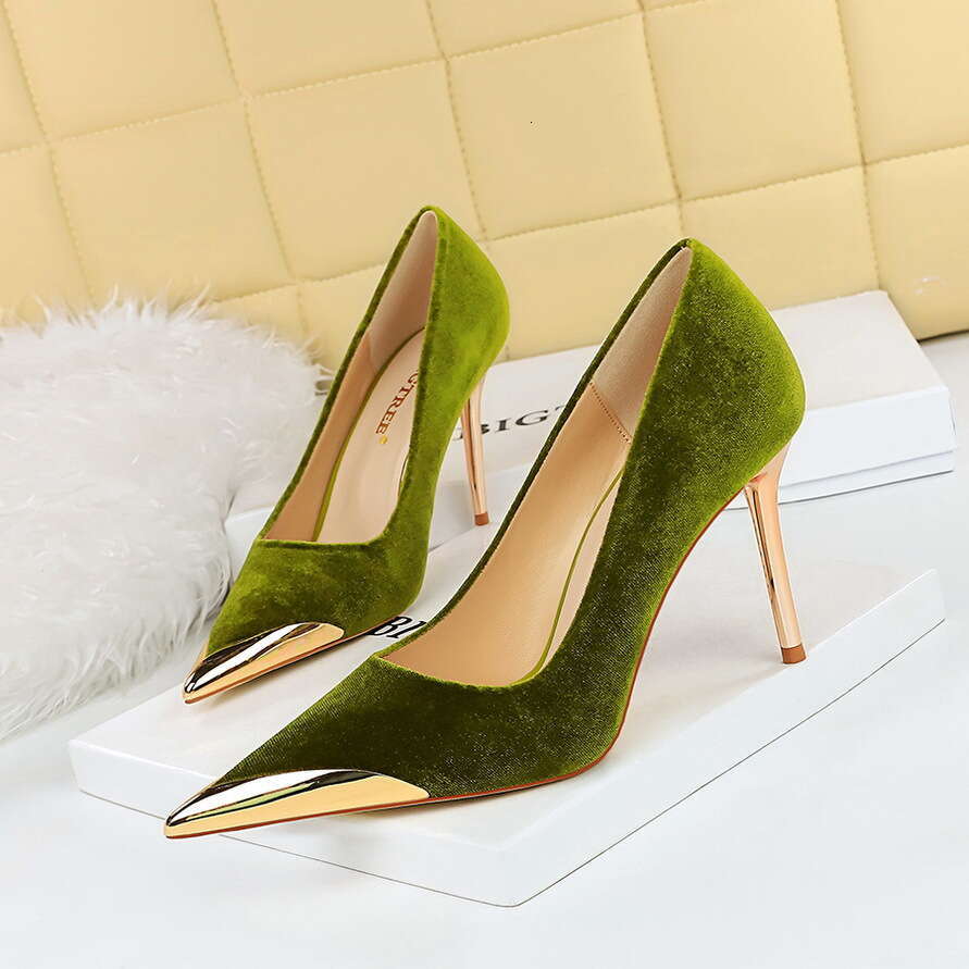 Women European And American Style Banquet Fashion Light Luxury High Heels Stiletto Metal Pointed Suede Women S Shoes